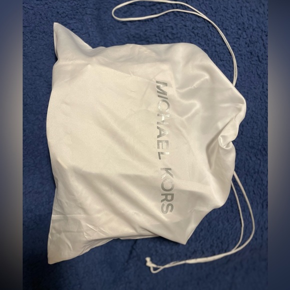 Light pink large Michael Kos purse - Picture 3 of 6